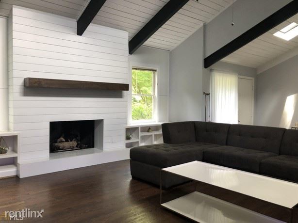 Building Photo - 3 br, 2 bath House - 570 Ramsdale Dr
