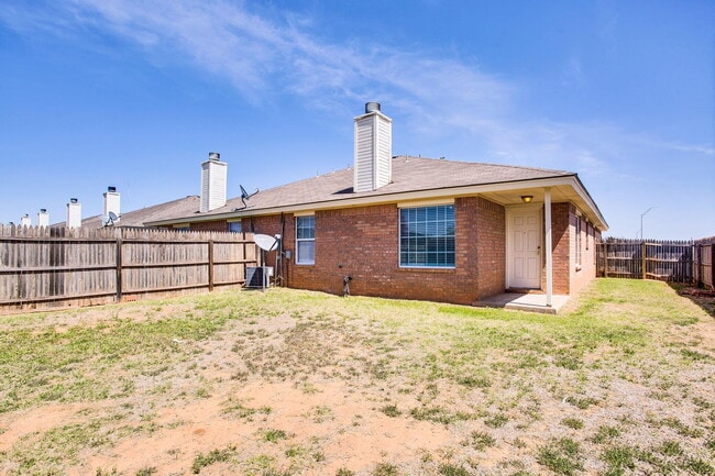 Building Photo - 9708 Avenue U