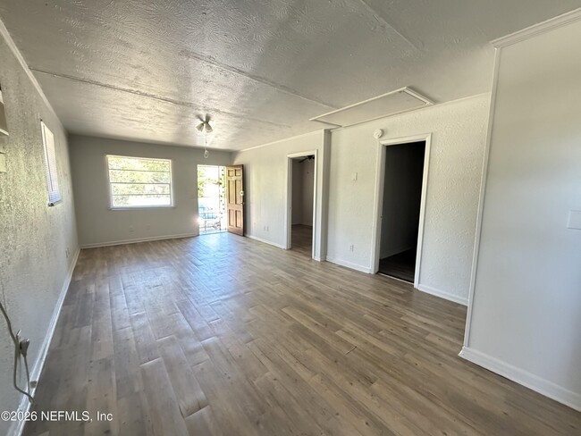 Building Photo - 740 Ernona St