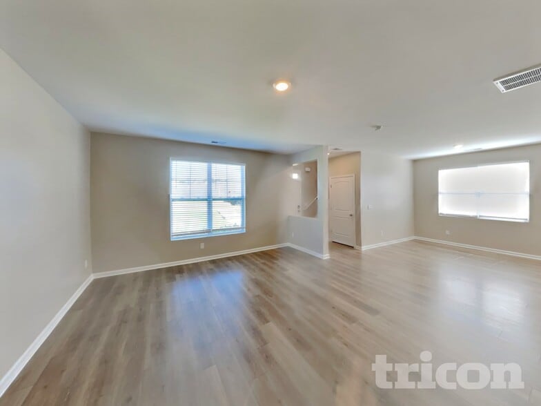 Building Photo - 1507 Ashgrove Pl