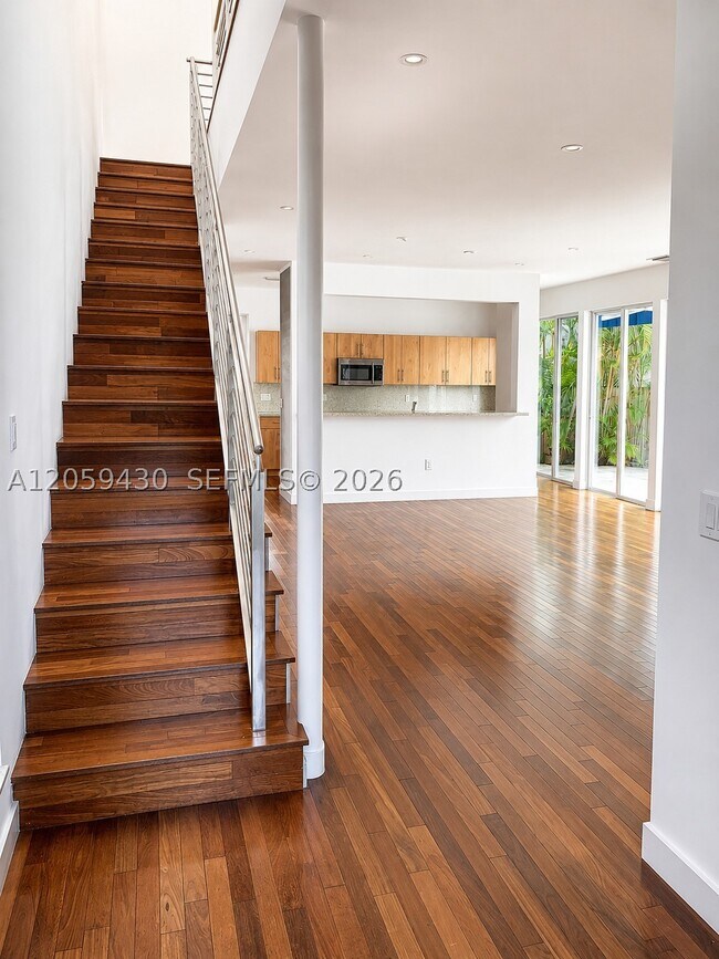 Building Photo - 2954 Whitehead St
