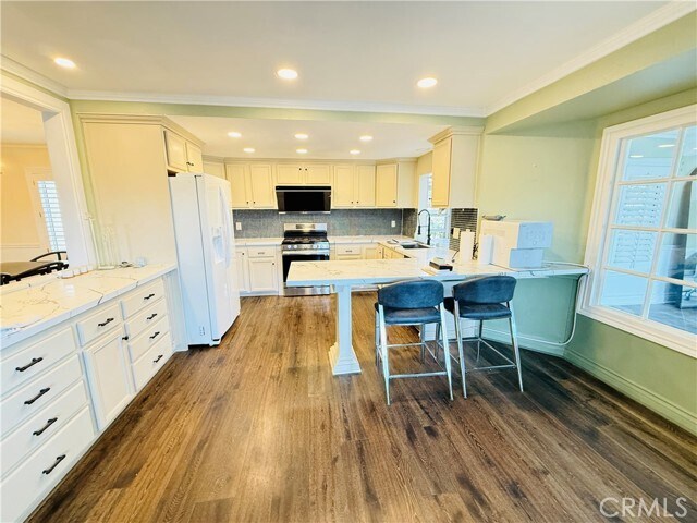 Building Photo - 20977 Canyon Ridge Rd