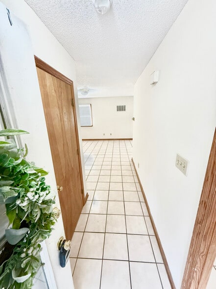 Building Photo - 1294 Milligan Hwy