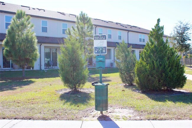 Building Photo - 4461 Small Creek Rd