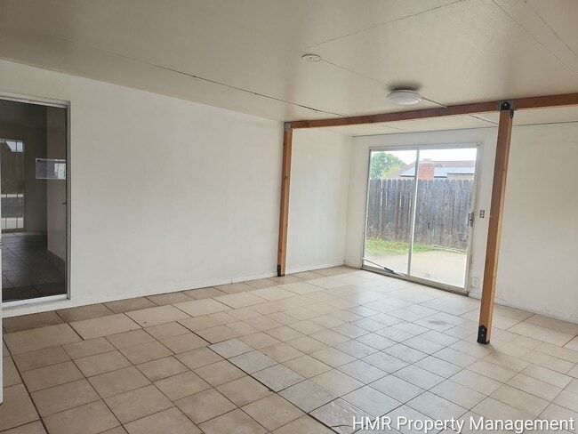 Building Photo - Spacious 4-Bedroom Home with Pool