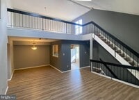 Building Photo - 1404 Society Pl