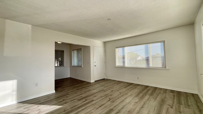 Building Photo - Stand-Alone 2 Bedroom Beach House, Single-Level with Garage