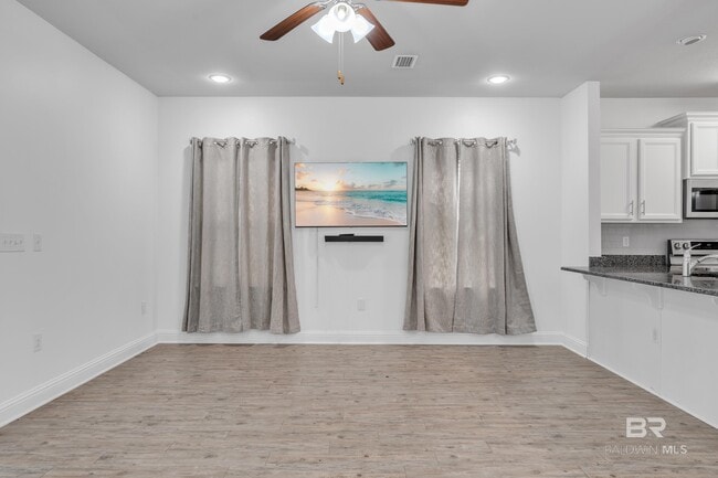 Building Photo - 25806 Pollard Rd