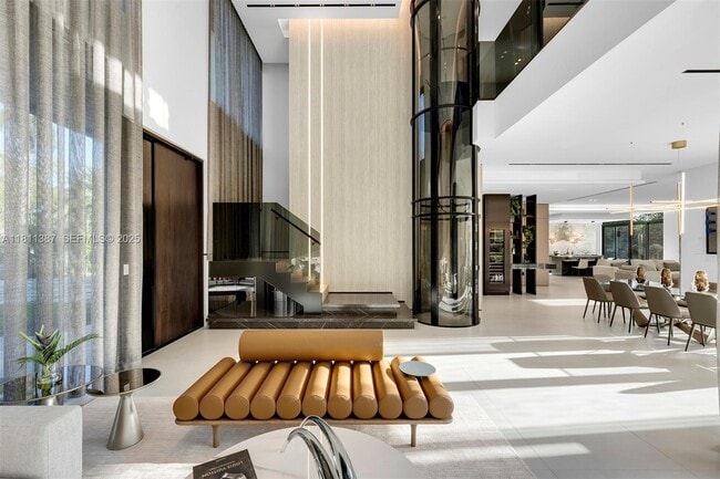 Building Photo - 12500 SW 64th Ave