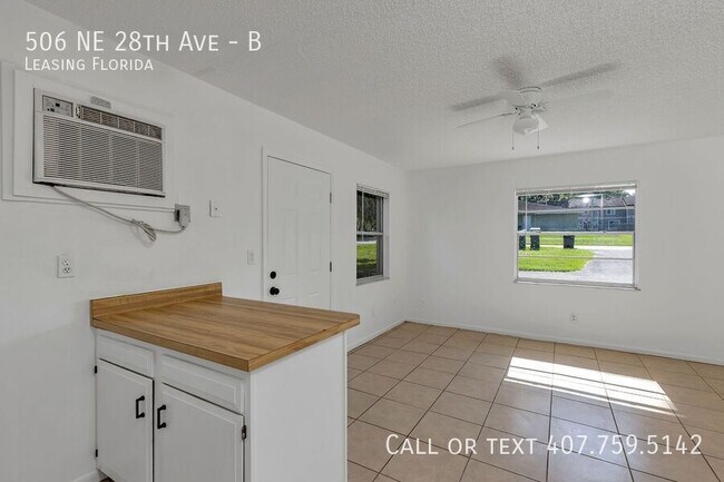 Building Photo - 506 NE 28th Ave