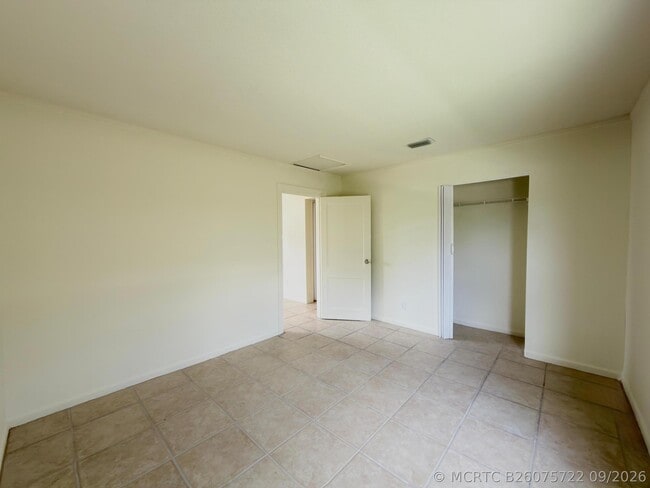 Building Photo - 815 Bayberry Dr