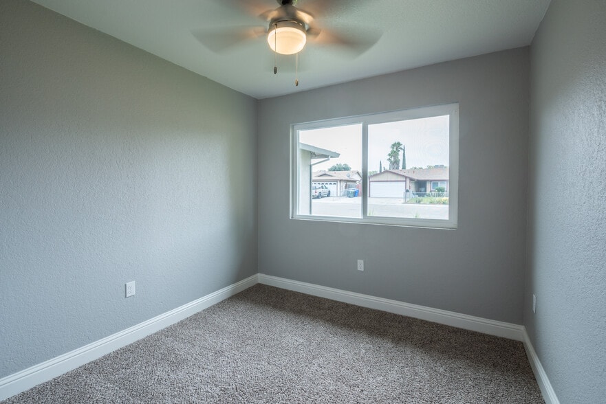 Bedrrom 2 - 569 Argonaut St