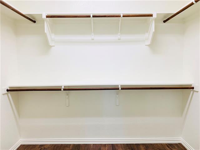 Building Photo - 1505 Somerset Dr