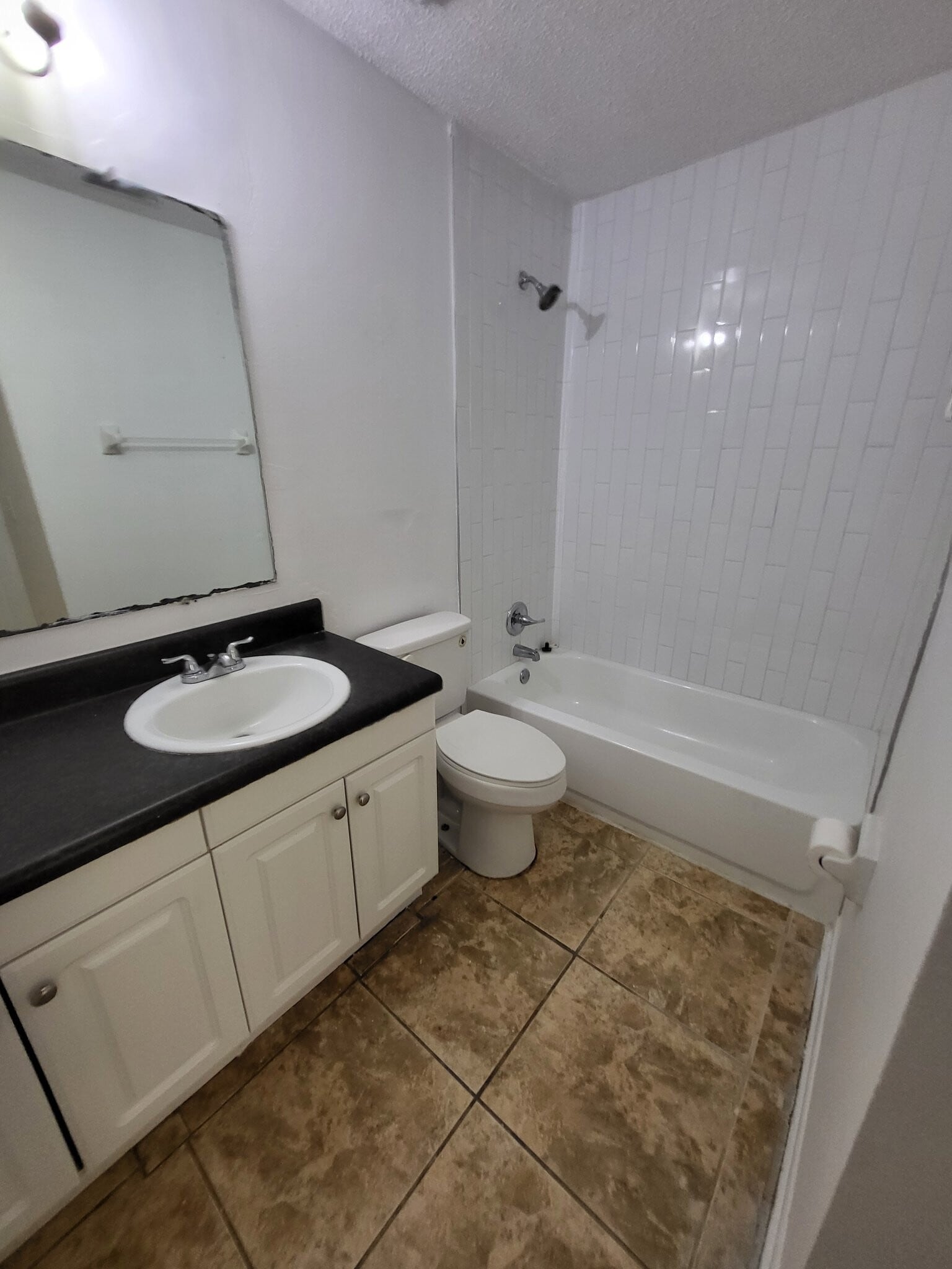 Building Photo - 8230 San Jose Manor Dr E
