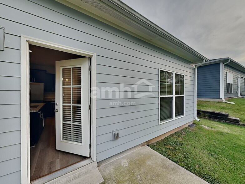 Building Photo - 5033 Mountain Springs Rd