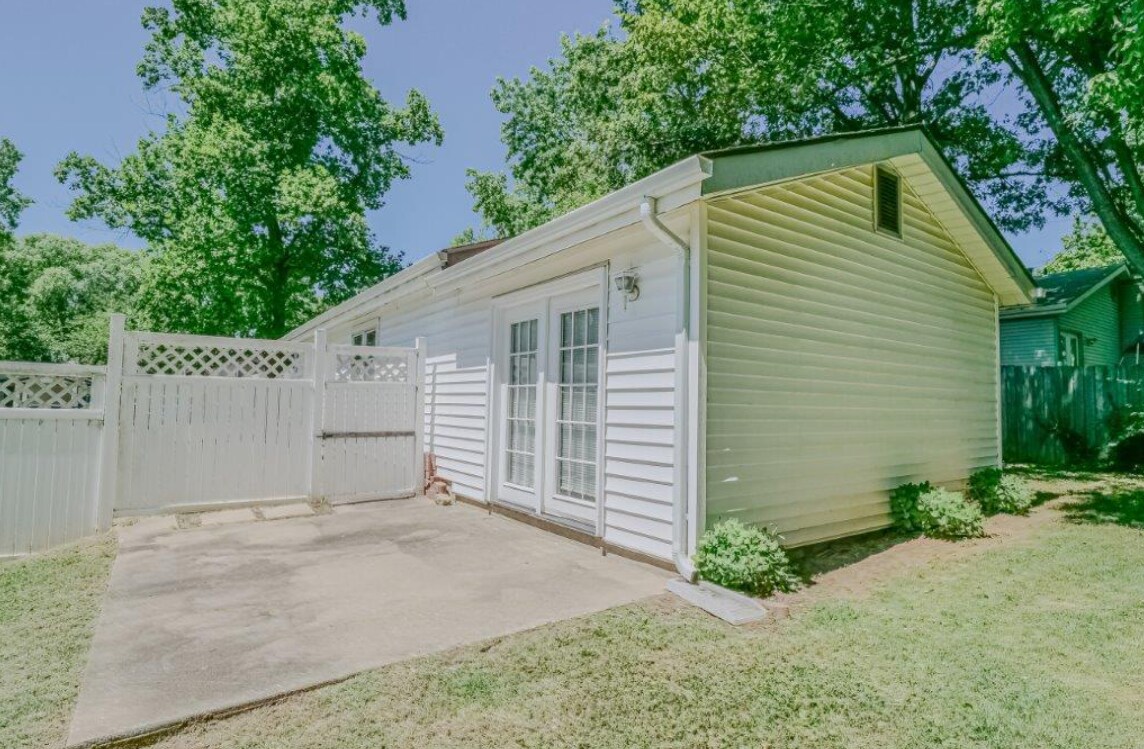 Building Photo - 2355 Buttonwood Ct