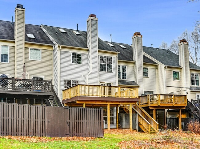 Building Photo - 11919 Thurloe Dr