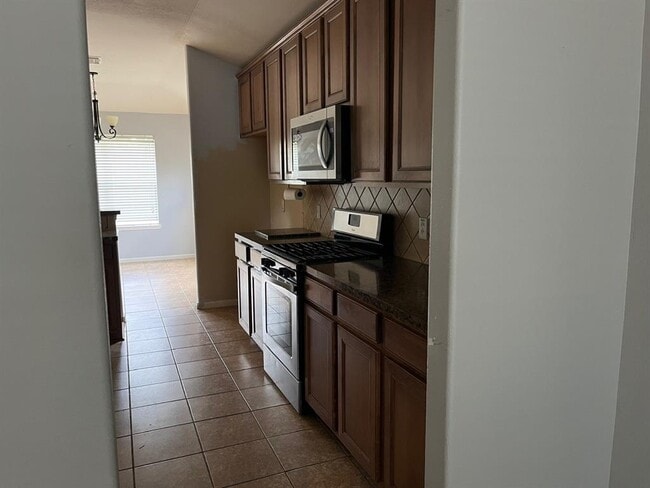 Building Photo - 12610 Bethany Bay Dr