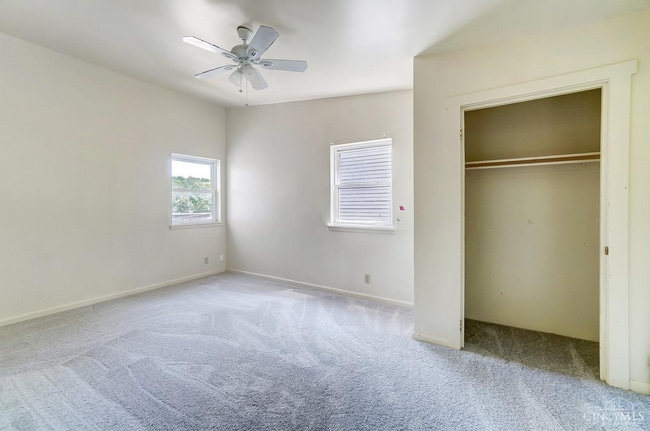 Building Photo - 611 Tafel St