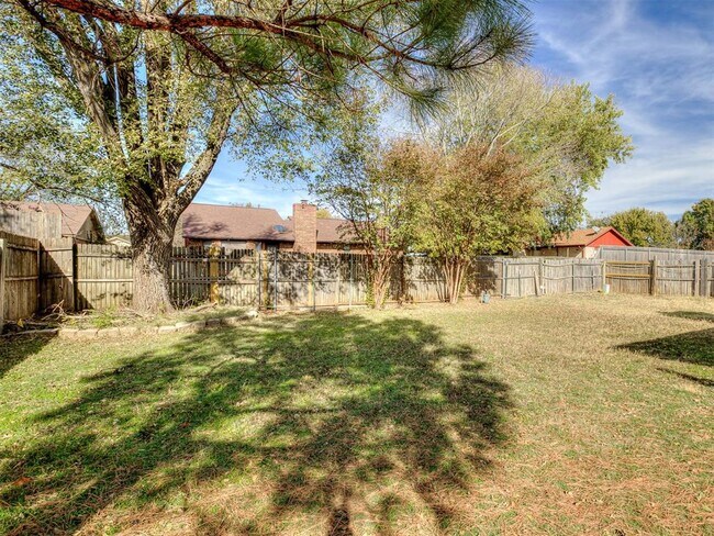 Building Photo - 2131 Jazzman Dr