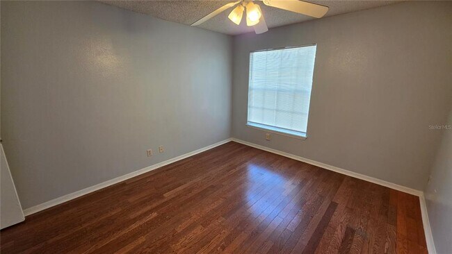 Building Photo - 1077 S Hiawassee Rd