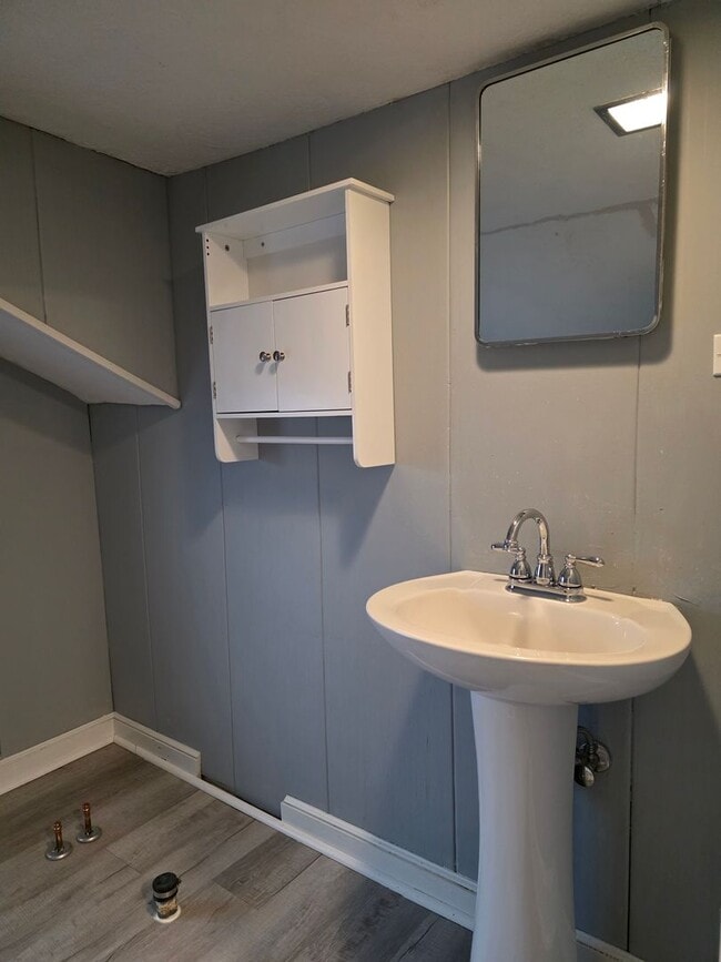 Building Photo - 116 Sixth Avenue