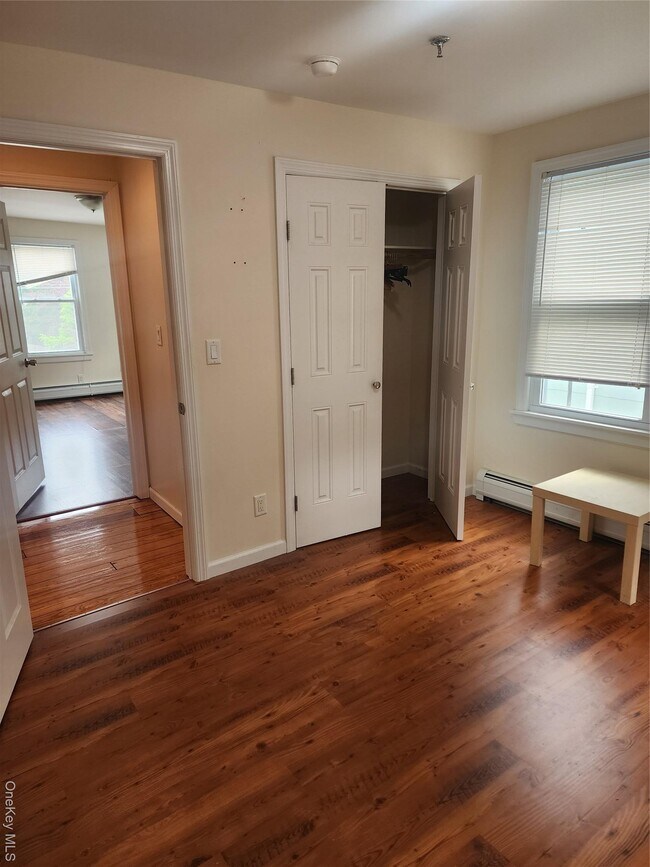 Building Photo - 632 Piermont Ave