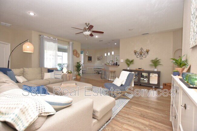 Building Photo - 7061 Heatherbrook Dr