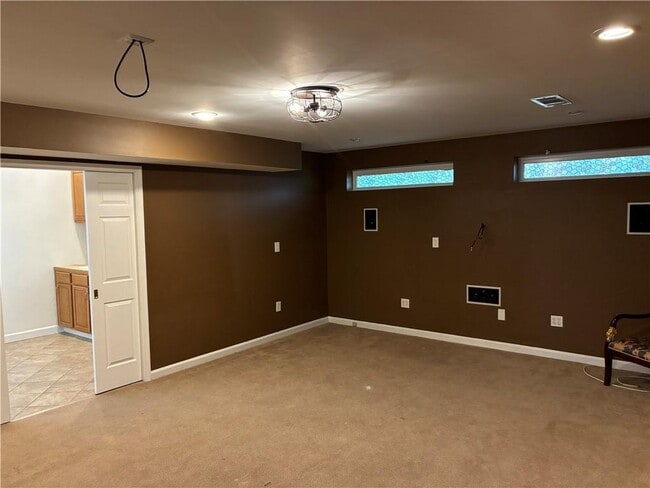 Building Photo - 1560 Water Shine Way