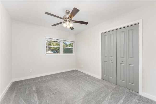Building Photo - 3 Bed / 2 Bath in Levy Park