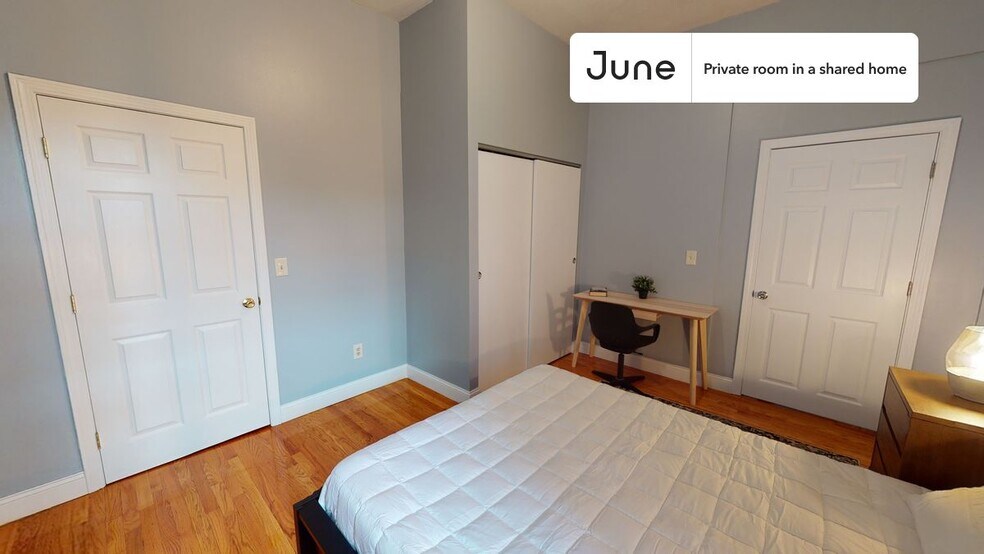 Building Photo - Room in Shared 4 bed/2 bath home in Allston
