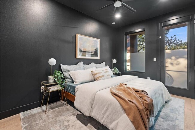 Building Photo - 2209 Rae Dell Ave