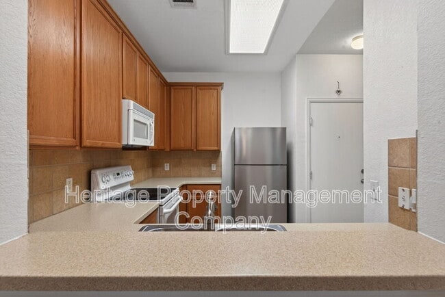 Building Photo - 2642 Grayson Way