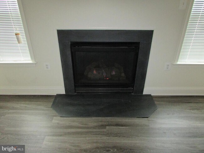 Building Photo - 4314 Vintage Ivy Ln