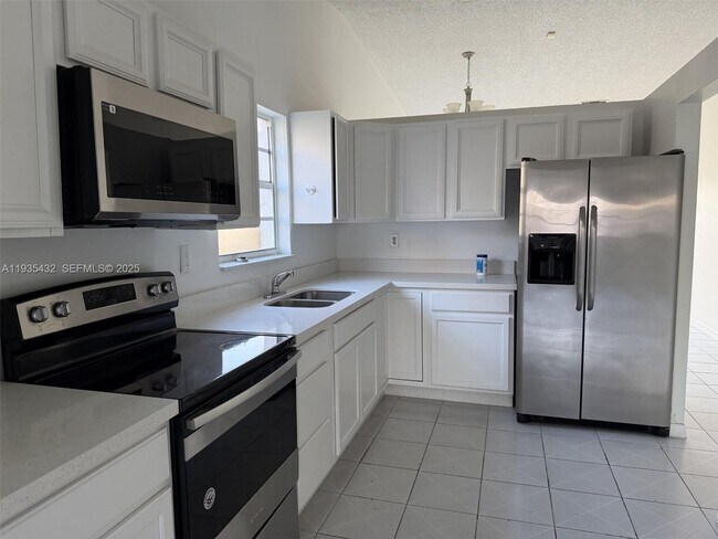 Building Photo - 16227 SW 305th St