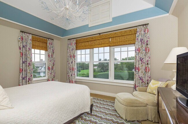 Building Photo - 32 Sagg Rd