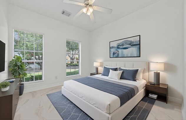 Building Photo - 2431 Parkwood Ln