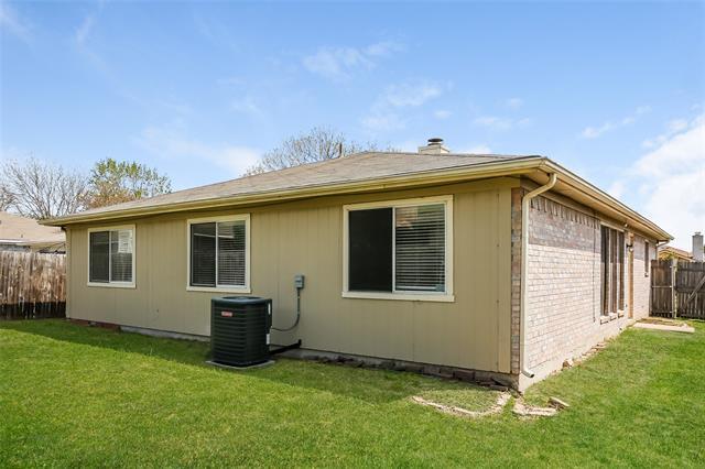 Building Photo - 7128 Wagonwheel Rd
