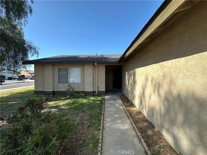 Building Photo - 14310 Agave St