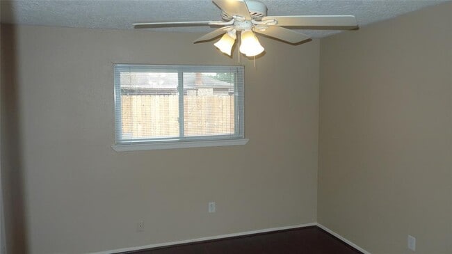 Building Photo - 14122 Bateau Dr