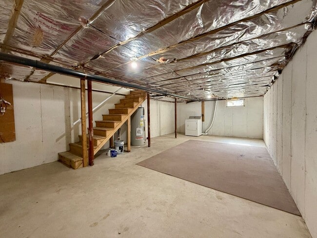 Building Photo - 37 Oakwood Terrace