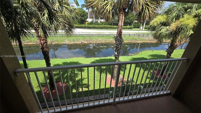 Building Photo - 4605 SW 75th Way
