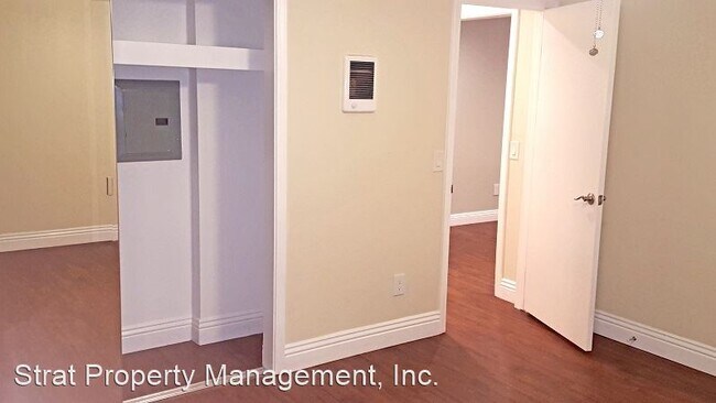 Building Photo - 3670-3680 Park Blvd