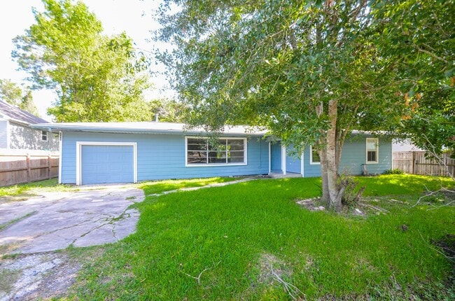 Building Photo - 206 Winkin Ave