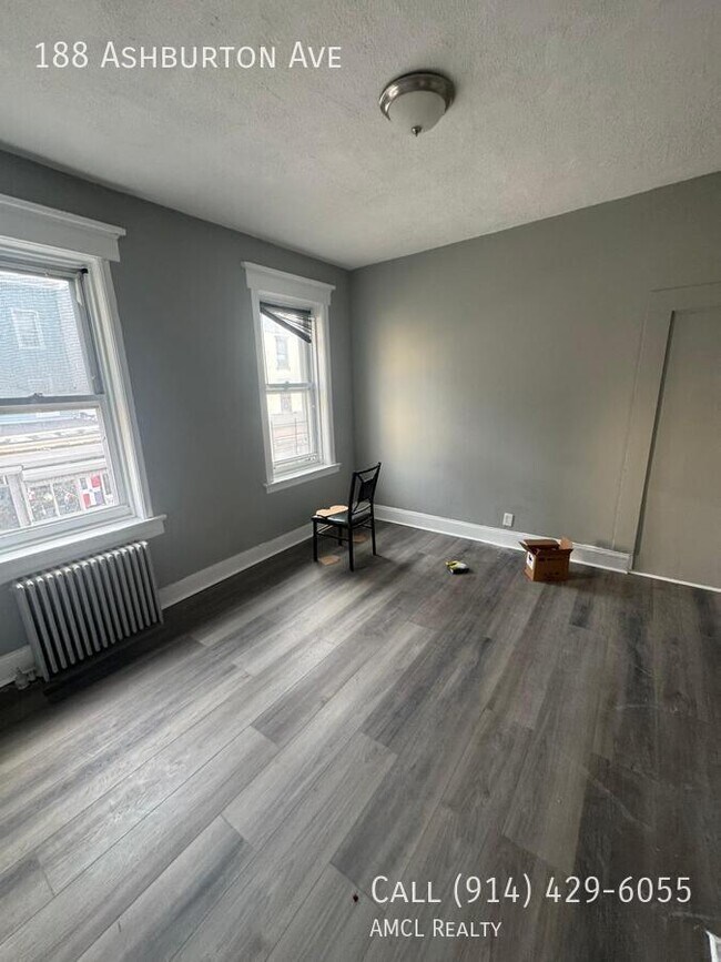 Building Photo - 188 Ashburton Ave