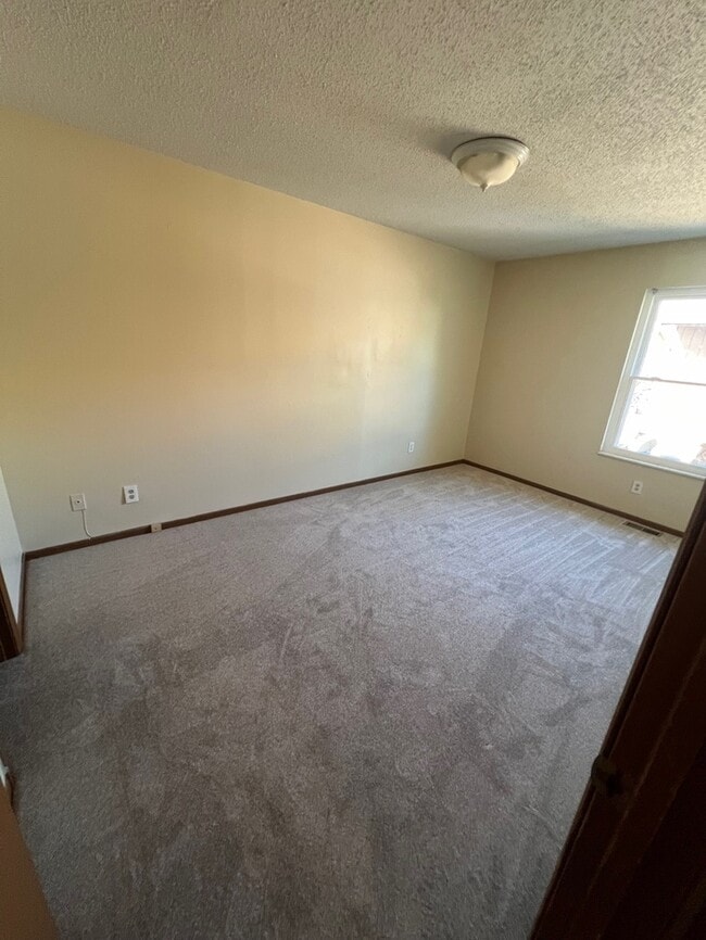 Building Photo - 3869 Treebrook Dr