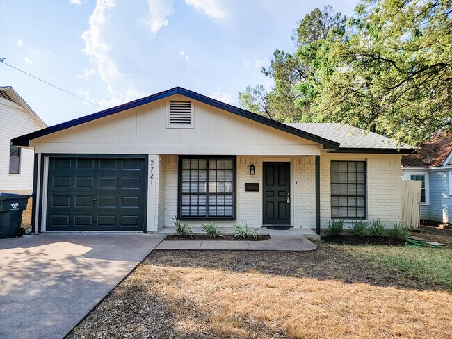 Primary Photo - 2721 Maple Ave
