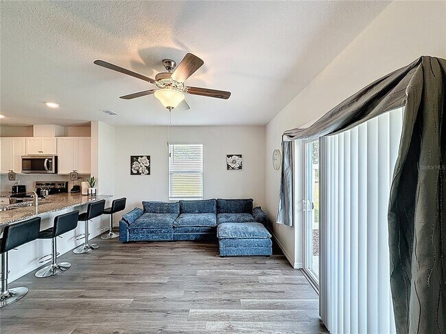Building Photo - 1303 Tallowwood Ln
