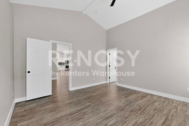 Building Photo - Complete Refreshed Move In Ready in Rowlett