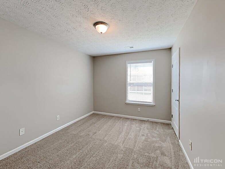 Building Photo - 706 Hot Springs Trail